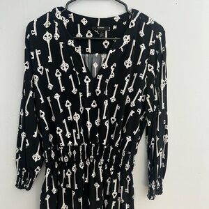 Black and White Key Print Blouse